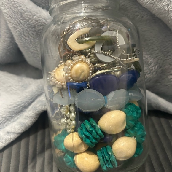Colorful Jewelry Jar - Picture 4 of 4